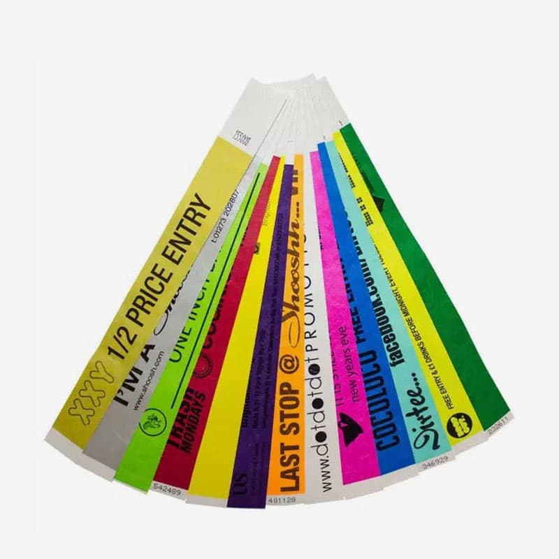 Wristbands Tyvek Black Print